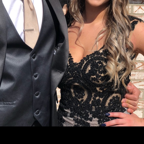 PROM DRESS - Picture 3 of 3